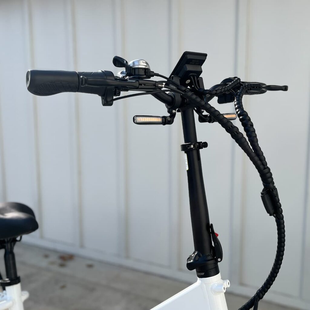 E-BIKE USA – Moonstruck Folding Step-Thru Electric Bike