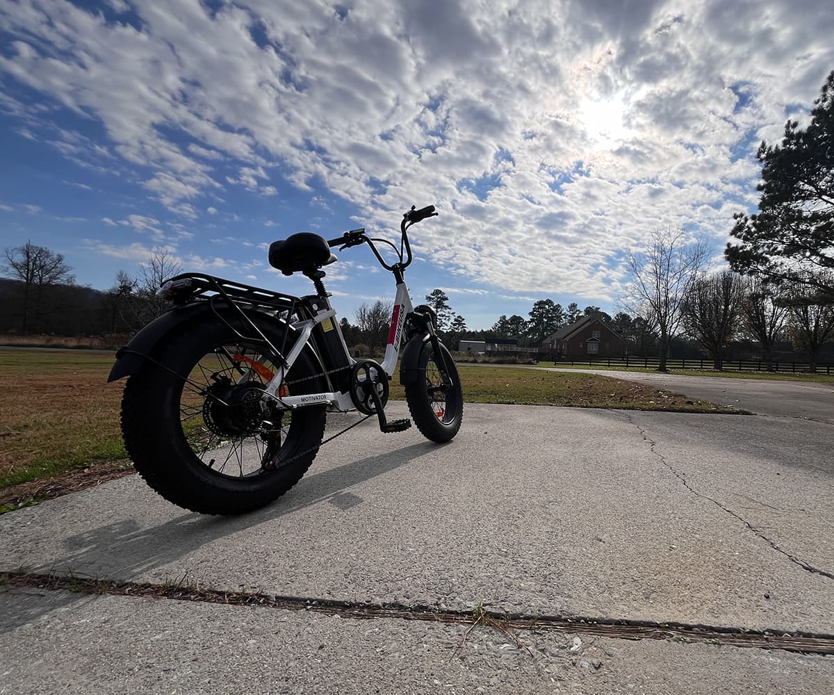 E-BIKE USA – Motivator Low Step-Thru City and Suburban Commuter E-Bike