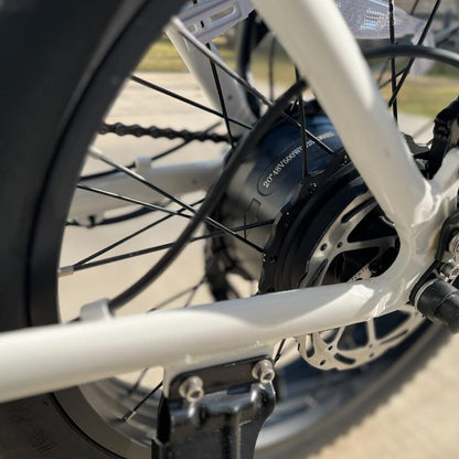 E-BIKE USA – Moonstruck Folding Step-Thru Electric Bike